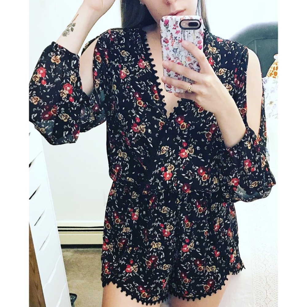 Long sleeved romper - Picture 3 of 3